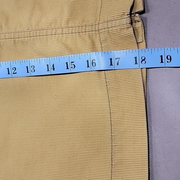 Loft Petites, Size 2P Sunflower Yellow Corduroy Mini Skirt, Gently Used Cond. - Picture 8 of 11
